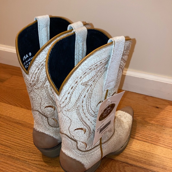 Sterling River Women’s Cowgirl Boots - Picture 6 of 16